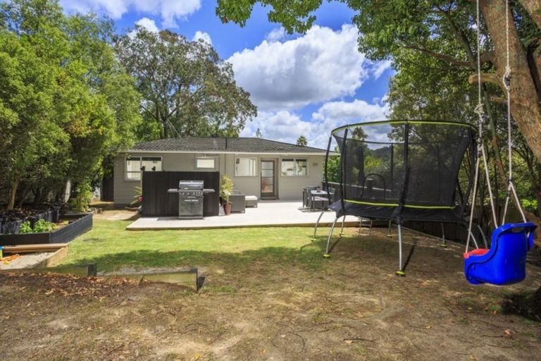 Photo of property in 27 Cantina Avenue, Bayview, Auckland, 0629