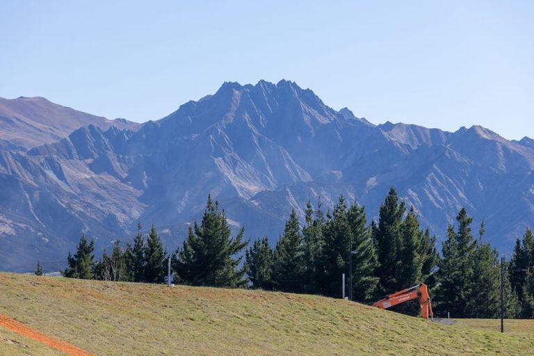 Photo of property in Northlake, 11 Erewhon Crescent, Wanaka, 9305