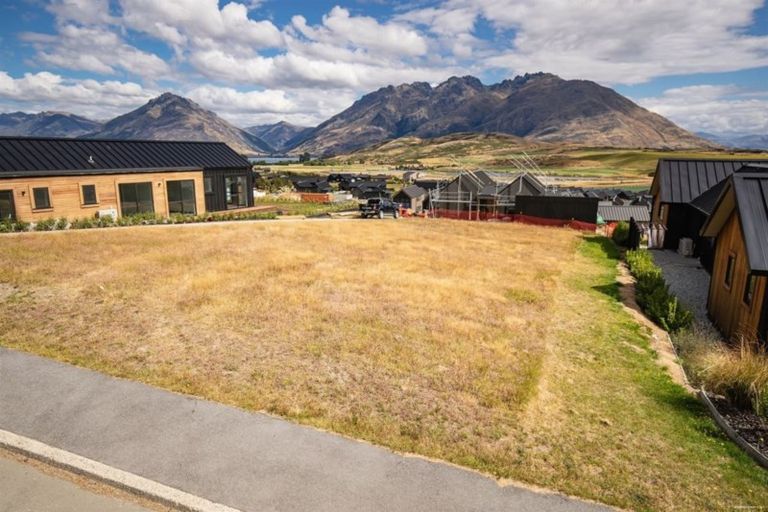 Photo of property in 19 Falconer Rise, Jacks Point, Queenstown, 9371