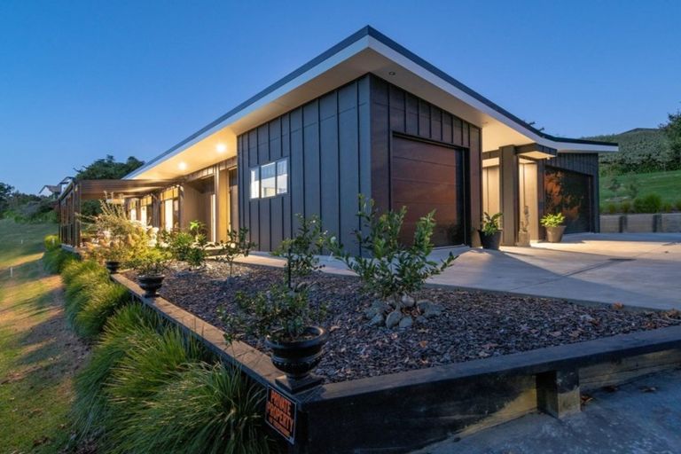 Photo of property in 62 Kayelene Place, Omokoroa, 3114