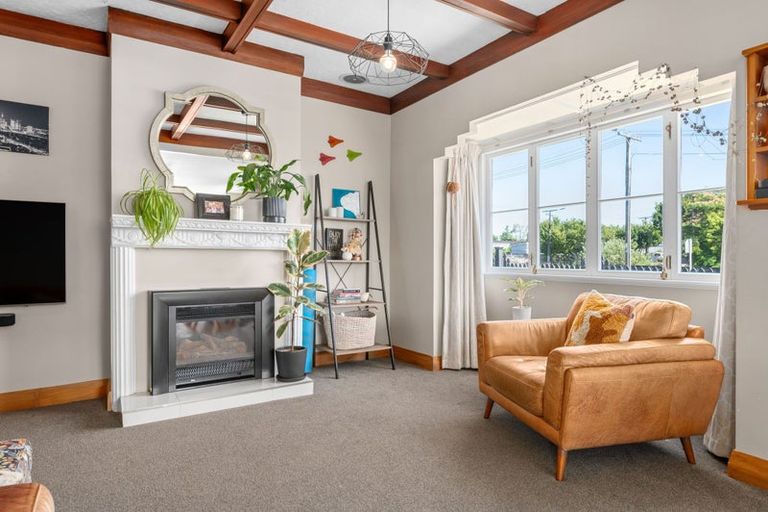 Photo of property in 33 Mission Street, Waterloo, Lower Hutt, 5011