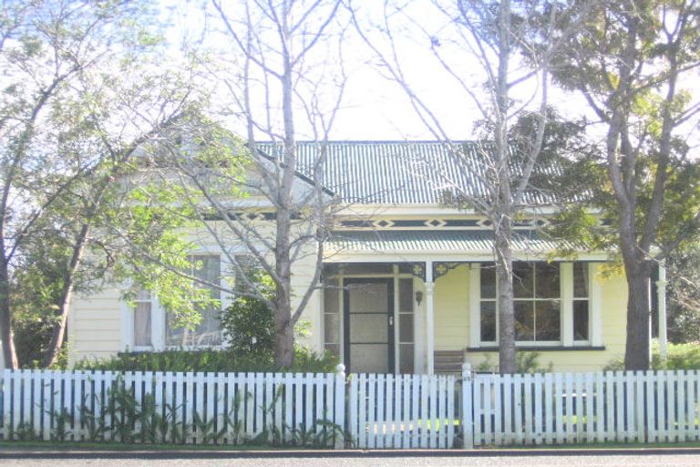 Photo of property in 12 Jervois Street, Dargaville, 0310