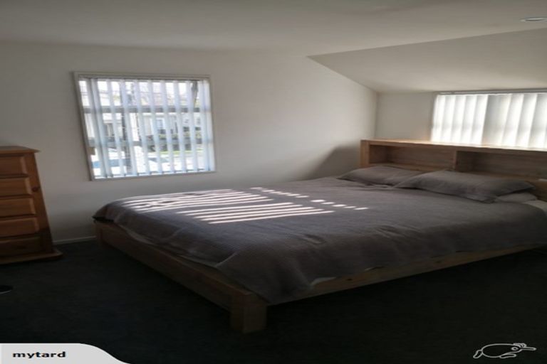 Photo of property in 484 Barbadoes Street, Edgeware, Christchurch, 8013