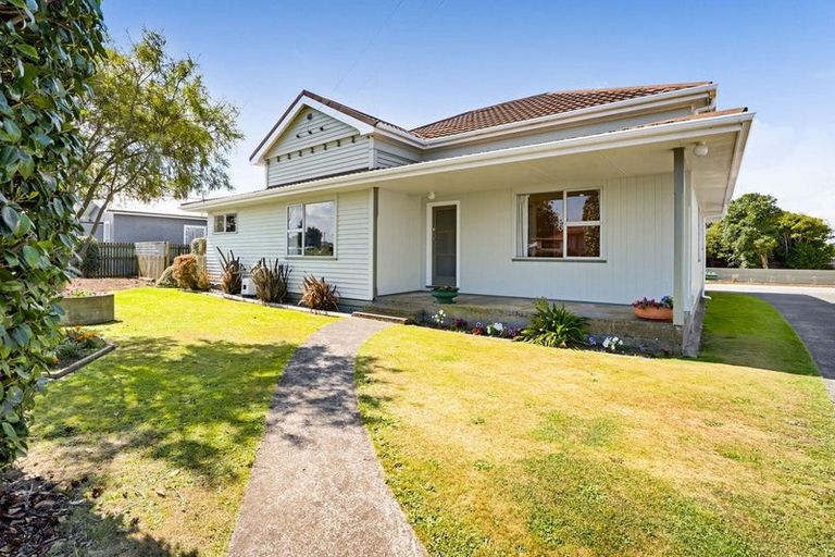 Photo of property in 41 Grey Street, Normanby, Hawera, 4614