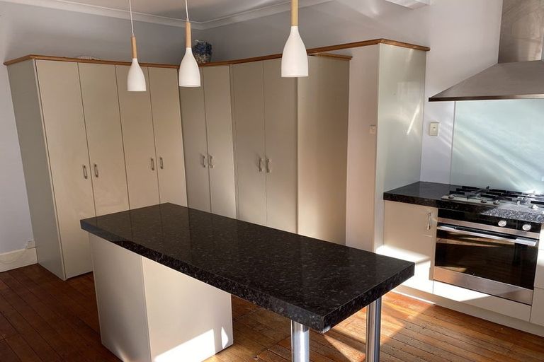 Photo of property in 53 Dover Street, St Albans, Christchurch, 8014