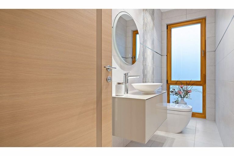 Photo of property in 6 Sowerby Place, Richmond Hill, Christchurch, 8081