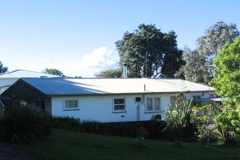 Photo of property in 12 Tagor Street, Glen Eden, Auckland, 0602