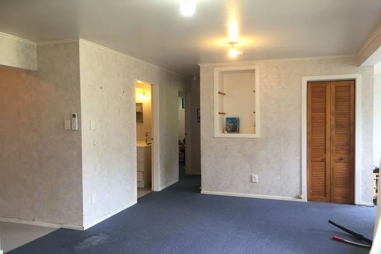 Photo of property in 81 Monorgan Road, Strathmore Park, Wellington, 6022