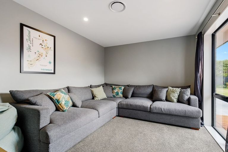 Photo of property in 7 Benjes Place, Woodend, 7610