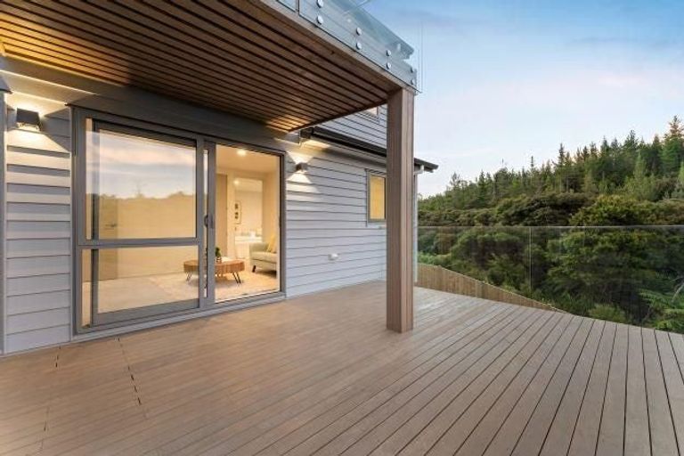 Photo of property in 87 Pacific Heights Road, Orewa, 0931