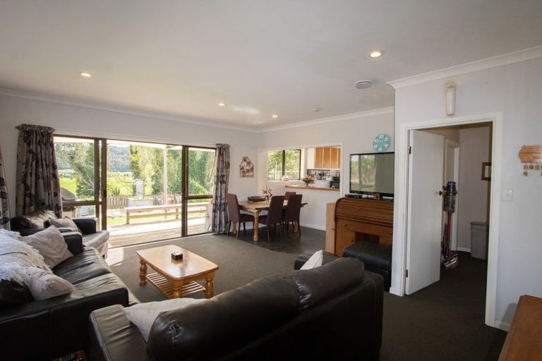 Photo of property in 21 Puriri Valley Road, Puriri, Thames, 3578