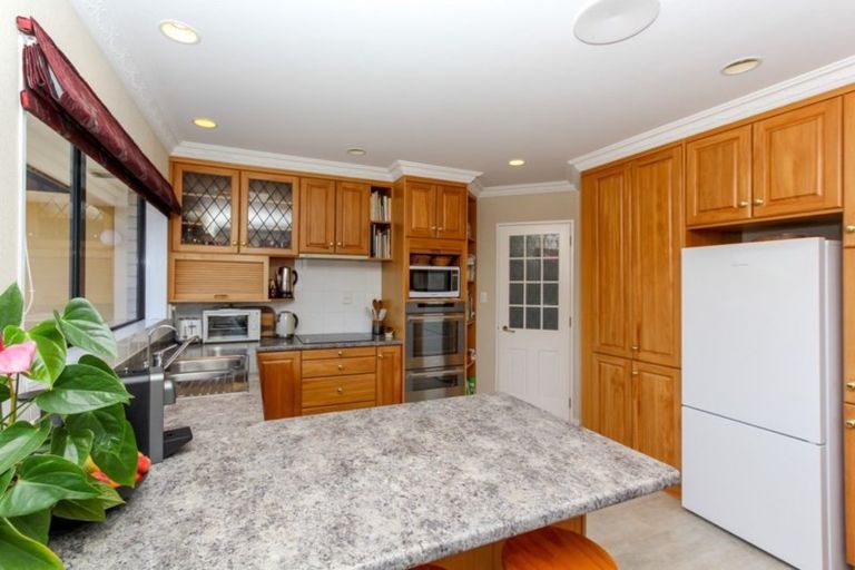 Photo of property in 20 Kellyville Heights, Merrilands, New Plymouth, 4312