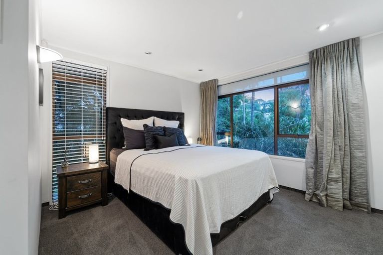 Photo of property in 29 Quebec Road, Milford, Auckland, 0620