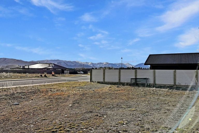 Photo of property in 13 Canal Place, Twizel, 7901