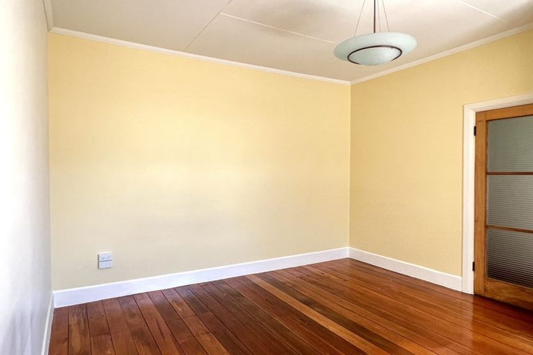 Photo of property in 460 Broadway, Miramar, Wellington, 6022