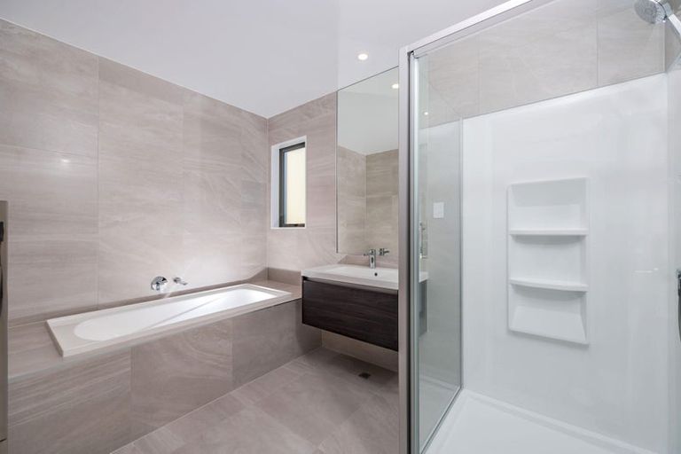 Photo of property in 14 Waenganui Road, Hobsonville, Auckland, 0616