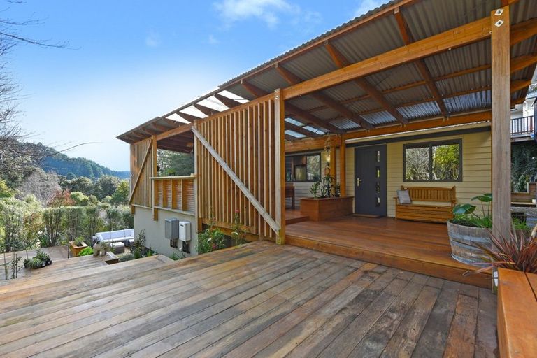 Photo of property in 41 Forest Road, Pinehaven, Upper Hutt, 5019