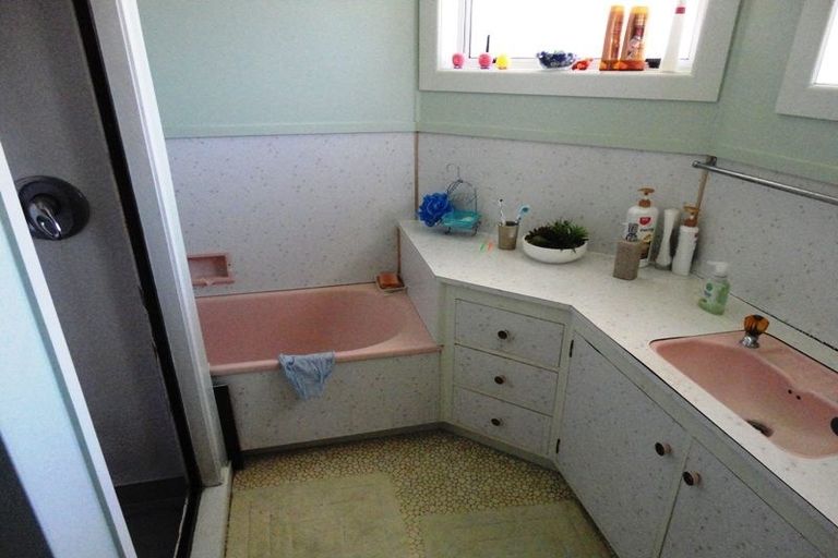 Photo of property in 1/94 Great South Road, Manurewa, Auckland, 2102