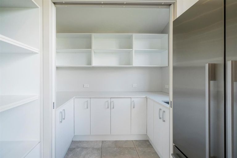 Photo of property in 1 Topping Place, Whitianga, 3510