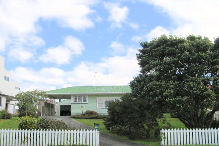 Photo of property in 686 Papamoa Beach Road, Papamoa Beach, Papamoa, 3118