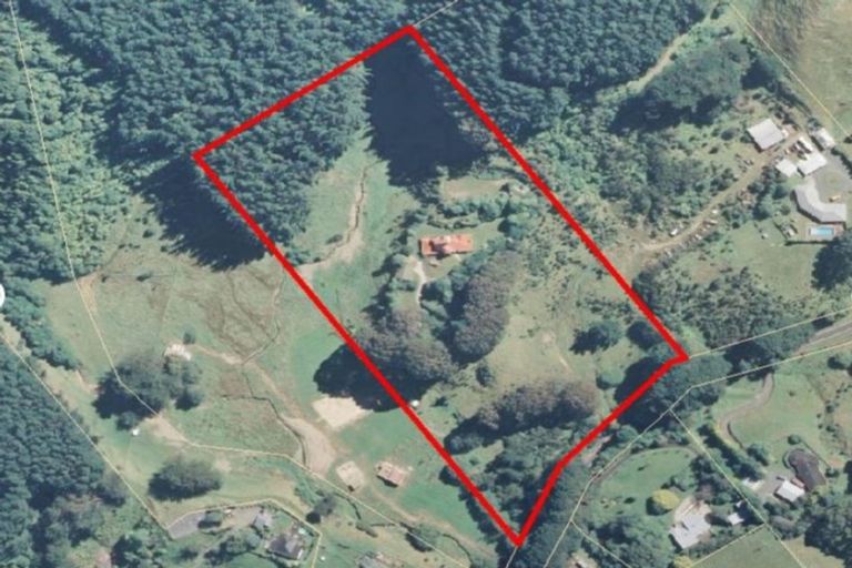 Photo of property in 740 Moonshine Hill Road, Moonshine Valley, Porirua, 5381