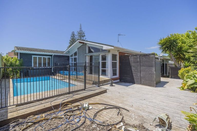 Photo of property in 54 Nile Road, Milford, Auckland, 0620