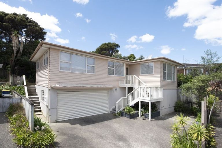 Photo of property in 1/46 Blakeborough Drive, Forrest Hill, Auckland, 0620