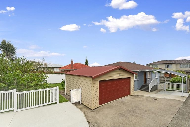 Photo of property in 80 Taikata Road, Te Atatu Peninsula, Auckland, 0610