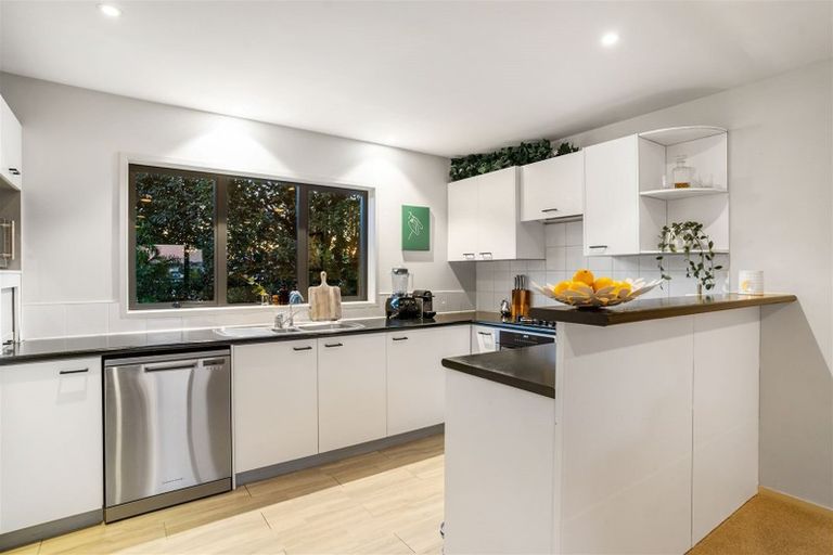 Photo of property in 7/386 Richmond Road, Grey Lynn, Auckland, 1021