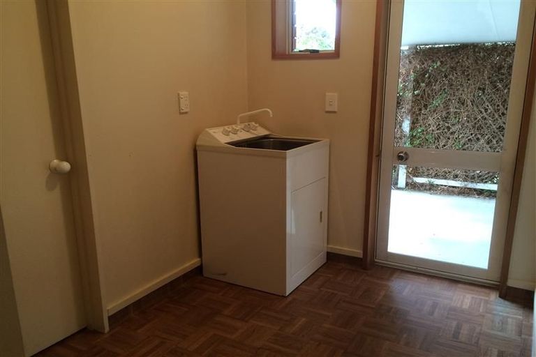 Photo of property in 5a Larch Place, Wanaka, 9305