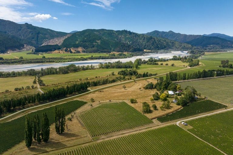 Photo of property in 145 Giffords Road, Rapaura, Blenheim, 7273