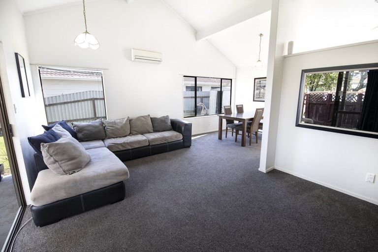 Photo of property in 52 Spriggs Crescent, Greenmeadows, Napier, 4112