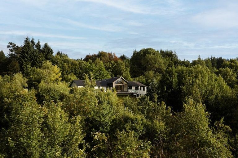 Photo of property in 408 Littles Road, Dalefield, Queenstown, 9371