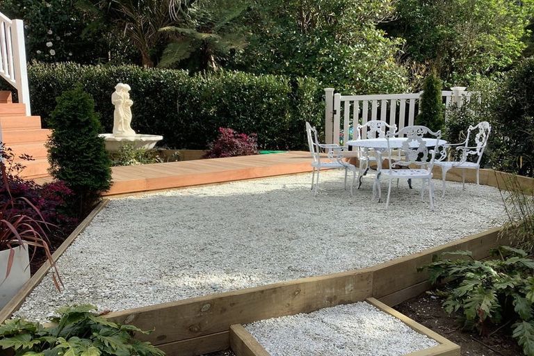 Photo of property in 1/2 Heathcote Road, Castor Bay, Auckland, 0620