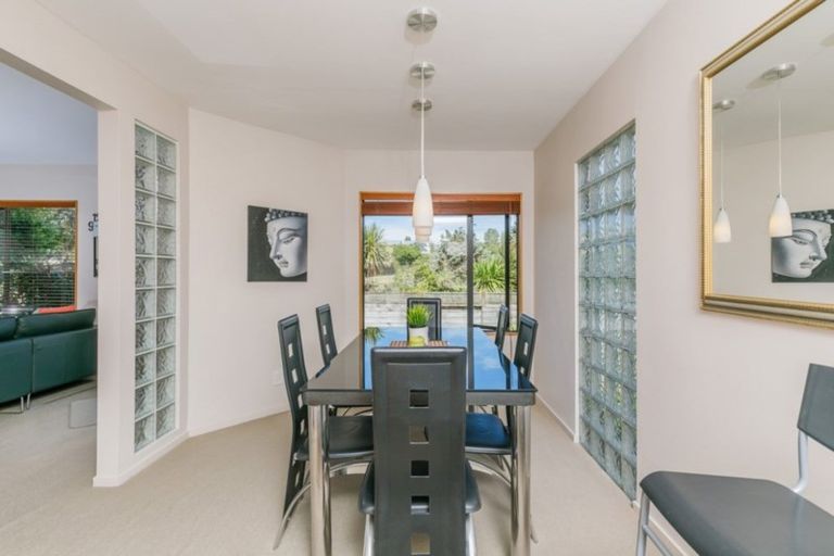 Photo of property in 2/60 Centorian Drive, Windsor Park, Auckland, 0632