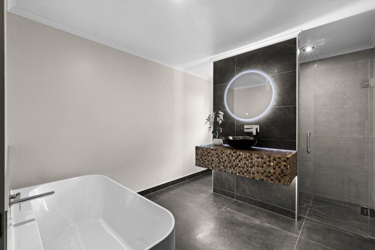 Photo of property in 29 Hikawera Drive, Frimley, Hastings, 4120