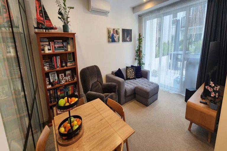 Photo of property in 1817a Great North Road, Avondale, Auckland, 1026