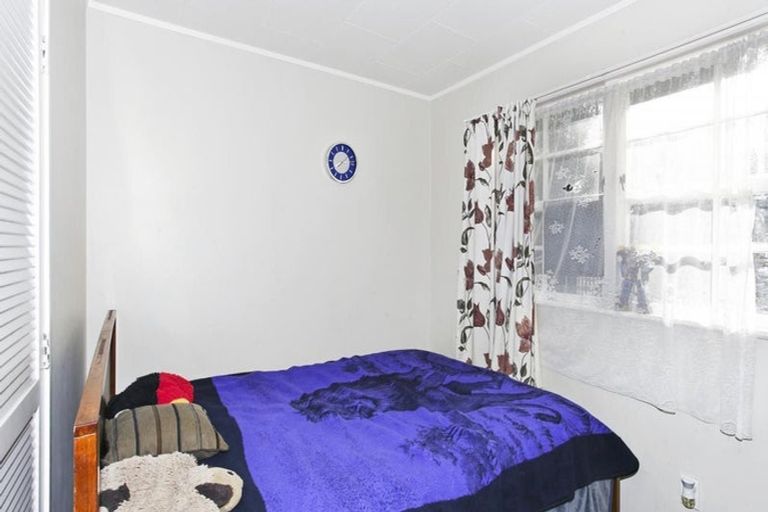 Photo of property in 27 Fairdale Avenue, Red Hill, Papakura, 2110