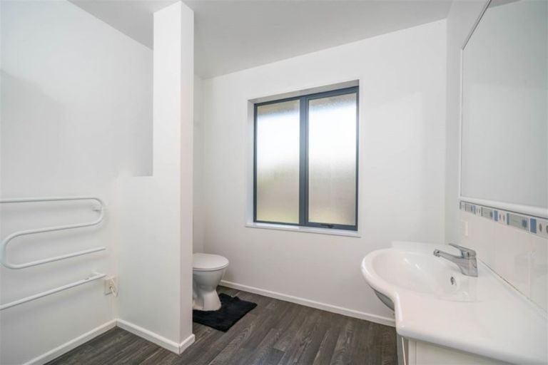 Photo of property in 47 Shearwater Drive, Woolston, Christchurch, 8023