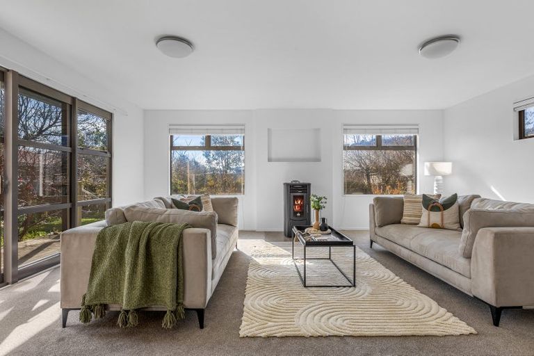 Photo of property in 132 Port Hills Road, Heathcote Valley, Christchurch, 8022