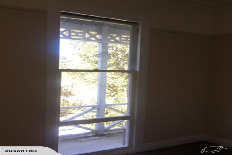 Photo of property in 13 Mortimer Terrace, Aro Valley, Wellington, 6021