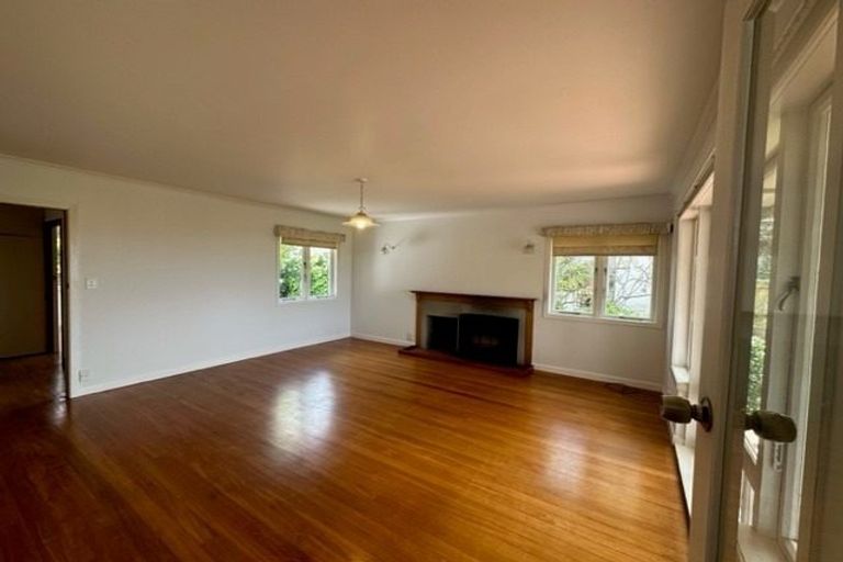 Photo of property in 133 Bucklands Beach Road, Bucklands Beach, Auckland, 2012