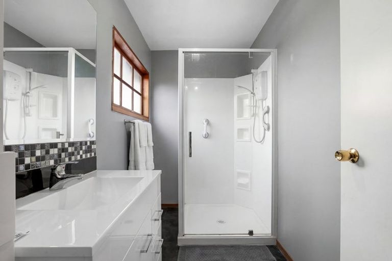 Photo of property in 159 Royal Park Drive, Parklands, Christchurch, 8083