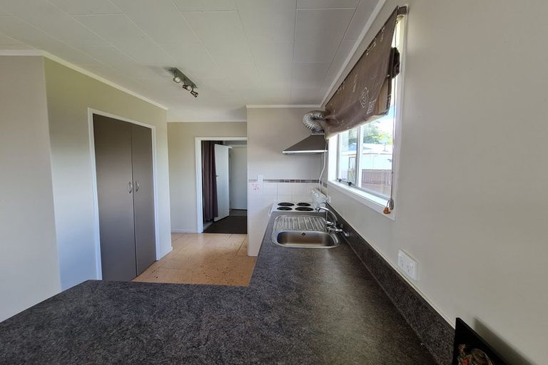Photo of property in 3 Pukeroa Place, Papakura, 2110