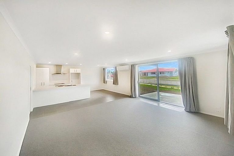 Photo of property in 2 Kereru Court, Marton, 4710