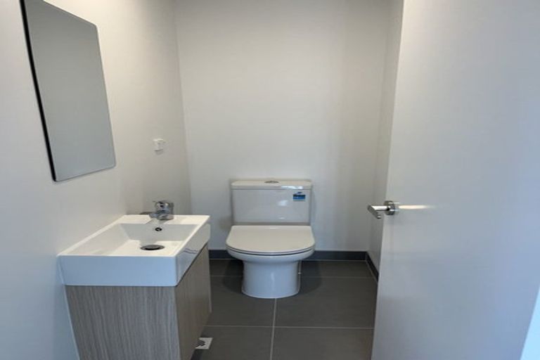 Photo of property in 54 Tukari Lane, Mangere Bridge, Auckland, 2022