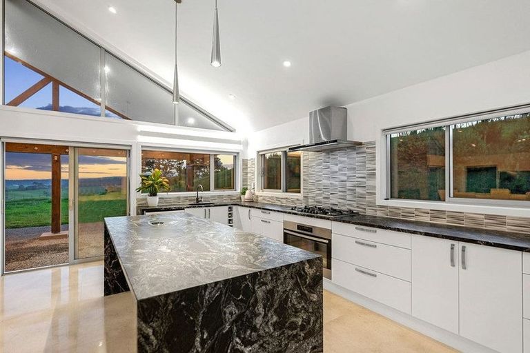 Photo of property in 132b Dormer Road, Waitoki, Helensville, 0875