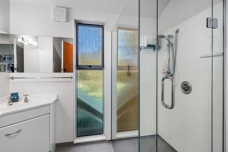 Photo of property in 14 Cliff Road, Tasman, Upper Moutere, 7173