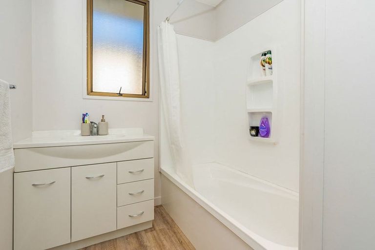 Photo of property in 58 Garnett Avenue, Forest Lake, Hamilton, 3200