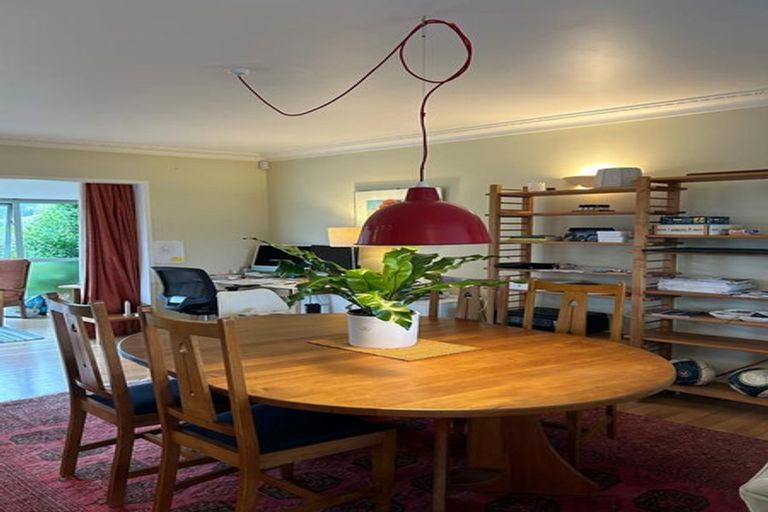 Photo of property in 3/7 Seacliffe Avenue, Belmont, Auckland, 0622